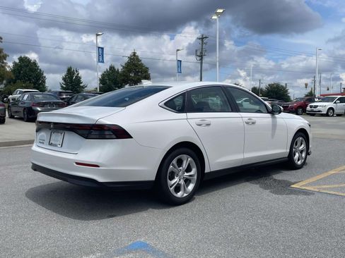 Used 2026 Honda Accord LX image 6