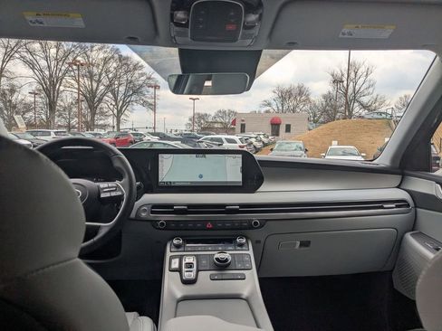 Used 2025 Hyundai Palisade SEL image 24