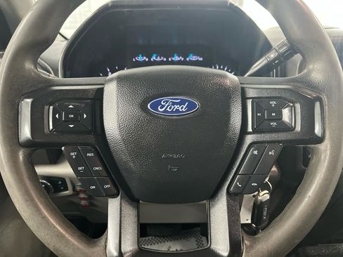 Used 2019 Ford F250 XL w/ Power Equipment Group image 9