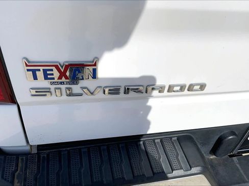 Used 2020 Chevrolet Silverado 1500 LT image 30