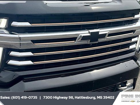 Used 2023 Chevrolet Silverado 3500 High Country AWD/4WD image 22