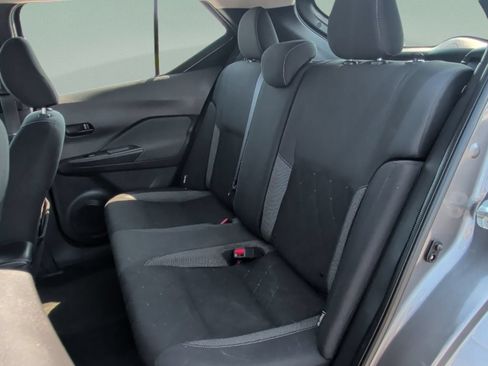 Used 2020 Nissan Kicks S FWD image 31