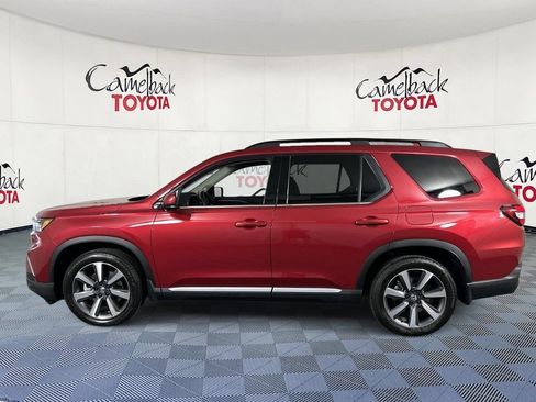 Used 2024 Honda Pilot Touring image 5
