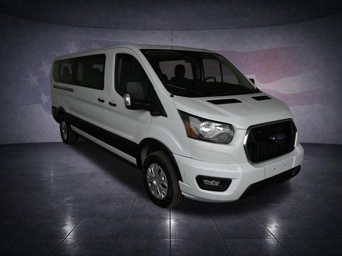 Used 2023 Ford Transit 350 XLT RWD image 7