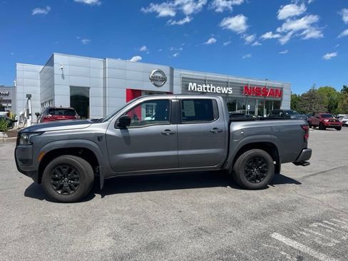 Certified 2026 Nissan Frontier SV AWD/4WD image 2