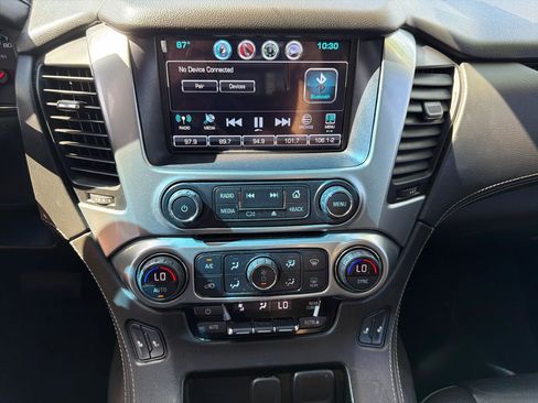 Used 2019 Chevrolet Tahoe LT RWD image 14