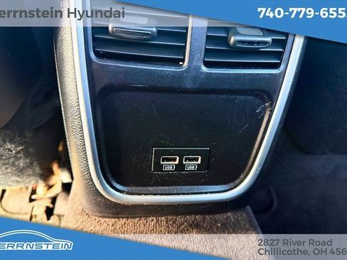 Used 2018 Dodge Charger R/T image 22