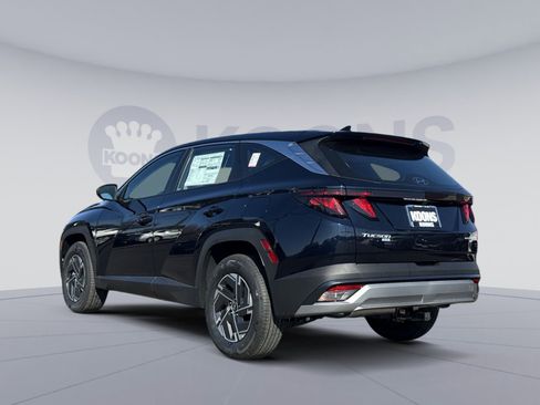 New 2026 Hyundai Tucson Blue SE w/ Tow & Go Package image 4