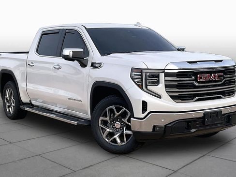 Certified 2024 GMC Sierra 1500 SLT AWD/4WD image 3
