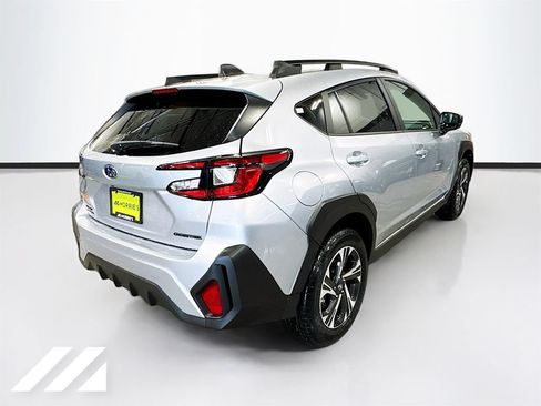 Used 2026 Subaru Crosstrek 2.5i Premium AWD/4WD image 5