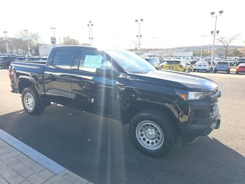 New 2026 Chevrolet Colorado W/T image 4