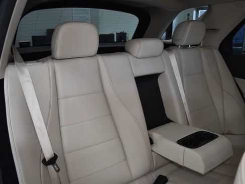 Used 2024 Mercedes-Benz GLE 450 4MATIC image 46