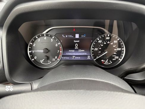 Used 2021 Nissan Titan Platinum Reserve w/ Moonroof Package image 28