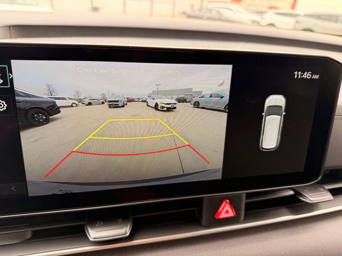 New 2026 Kia Carnival EX image 18