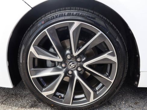 Used 2020 Toyota Corolla SE FWD image 28