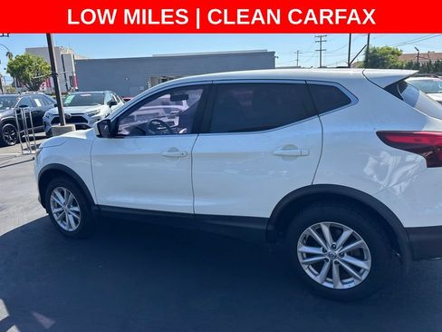 Used 2017 Nissan Rogue Sport S w/ S Appearance Package FWD image 7