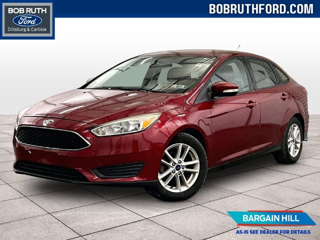 Used 2017 Ford Focus SE FWD image 1