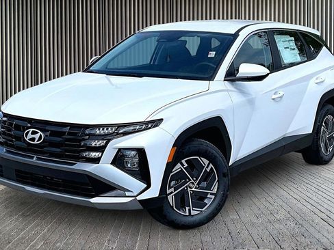 New 2026 Hyundai Tucson Blue SE AWD/4WD image 2