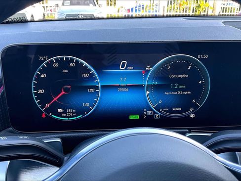 Used 2023 Mercedes-Benz EQB 300 4MATIC w/ Exclusive Package image 25