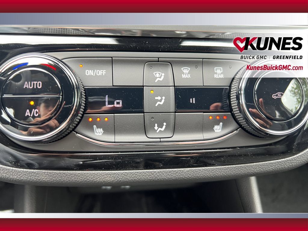 New 2026 Buick Envista Sport Touring w/ Convenience I Package FWD image 32