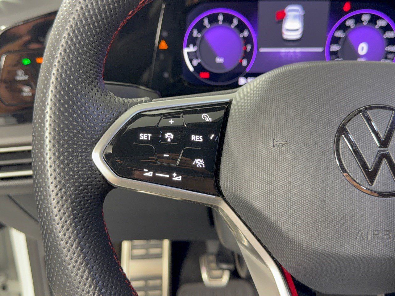Used 2023 Volkswagen GTI 40th Anniversary Edition FWD image 18