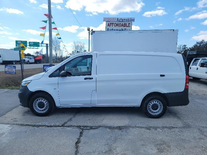 Used 2023 Mercedes-Benz Metris image 4