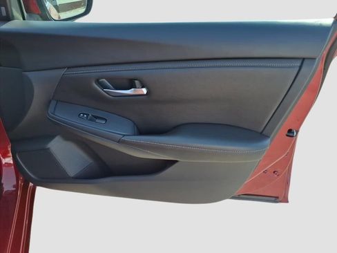 Used 2023 Nissan Sentra SV image 15