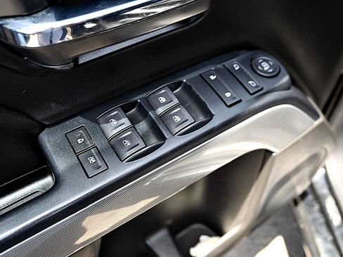 Used 2018 Chevrolet Silverado 1500 LT w/ All Star Edition AWD/4WD image 18
