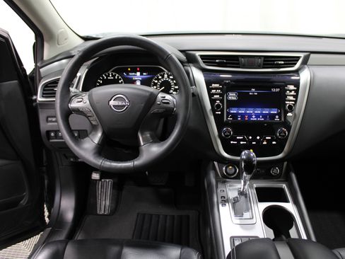 Used 2023 Nissan Murano SL w/ SL Moonroof Package image 2