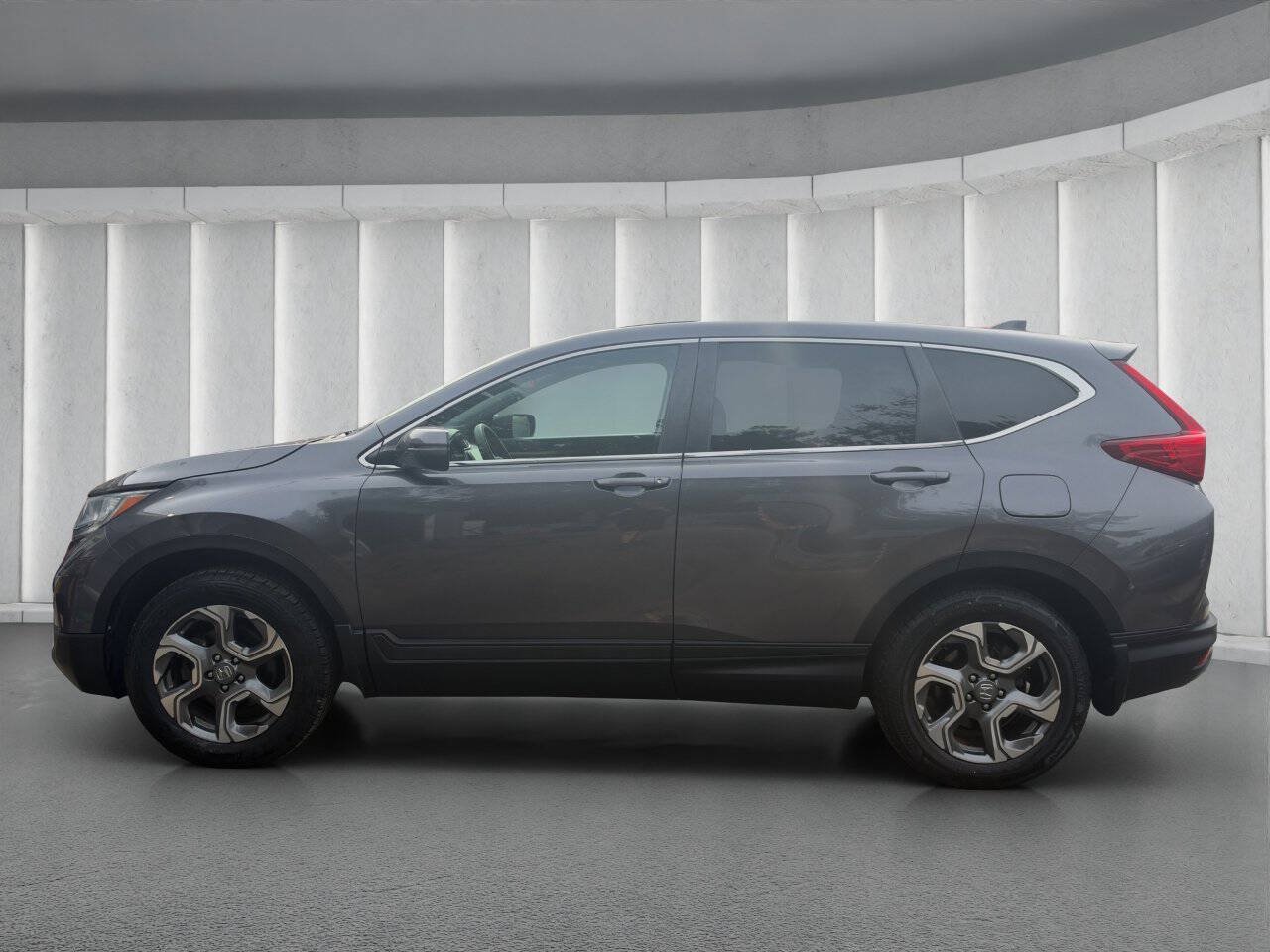 Used 2019 Honda CR-V EX image 2