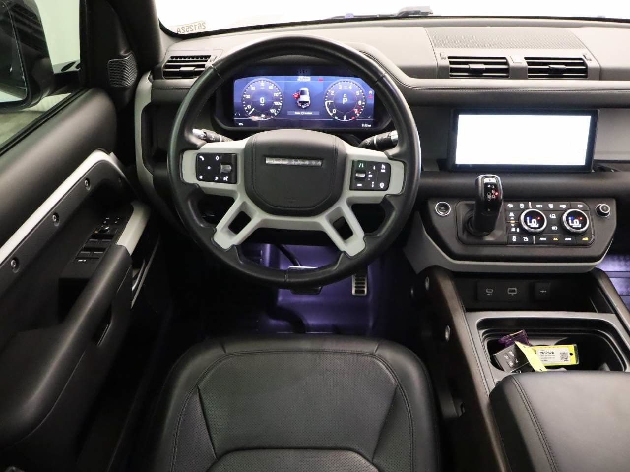 Used 2020 Land Rover Defender 110 HSE AWD/4WD image 15