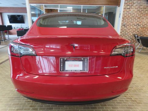 Used 2020 Tesla Model 3 Long Range image 5