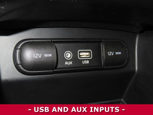 Used 2018 Kia Sorento LX image 20