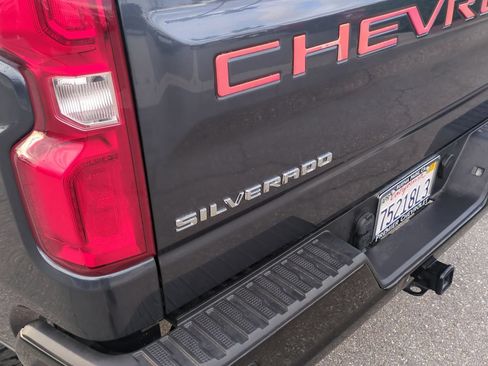 Used 2022 Chevrolet Silverado 1500 Custom Trail Boss AWD/4WD image 29