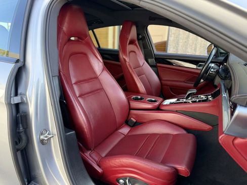 Used 2018 Porsche Panamera 4S AWD/4WD image 26