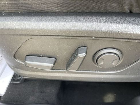 Used 2023 Hyundai Santa Cruz SEL image 12