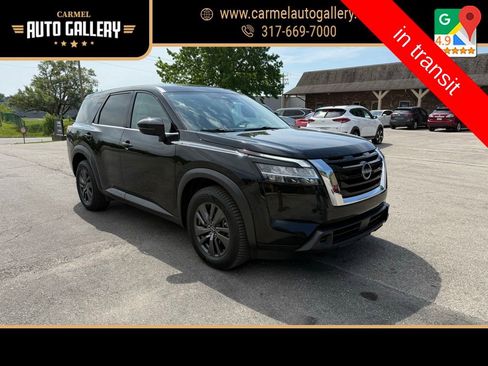Used 2022 Nissan Pathfinder S AWD/4WD image 1