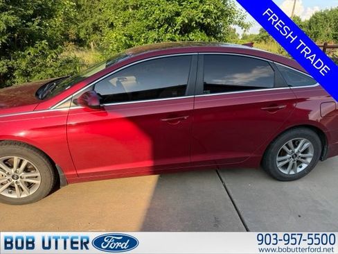 Used 2015 Hyundai Sonata SE FWD image 3
