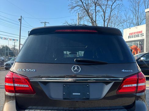 Used 2017 Mercedes-Benz GLS 550 4MATIC image 5