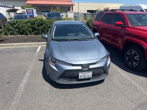 Used 2022 Toyota Corolla LE FWD image 15