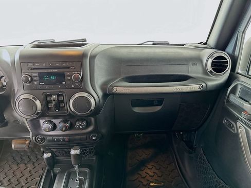 Used 2016 Jeep Wrangler Unlimited Sport w/ Quick Order Package 24S AWD/4WD image 20