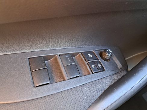 Certified 2021 Toyota Corolla LE image 26