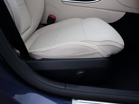 Certified 2025 Mercedes-Benz C 300 C 300 image 12