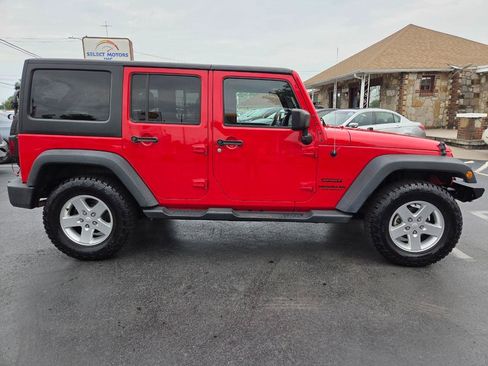Used 2015 Jeep Wrangler Unlimited Sport w/ Quick Order Package 24S AWD/4WD image 6