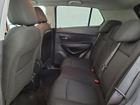 Used 2015 Chevrolet Trax LT AWD/4WD image 18