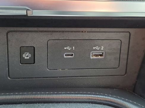 Used 2024 Nissan Armada SV RWD image 26