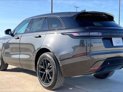 New 2026 Land Rover Range Rover Velar Dynamic SE image 3