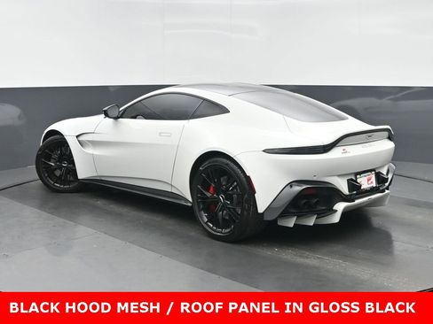 Used 2021 Aston Martin V8 Vantage Coupe image 5