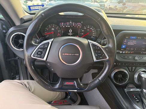Used 2020 Chevrolet Camaro SS RWD image 22