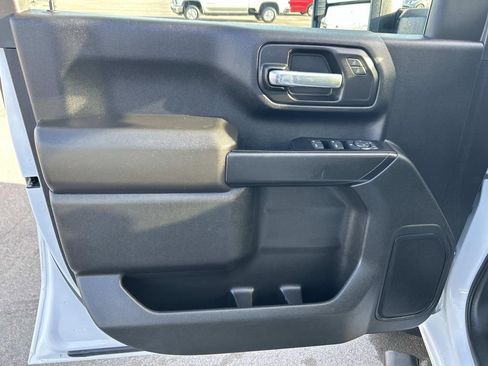 Used 2022 Chevrolet Silverado 2500 Custom image 24